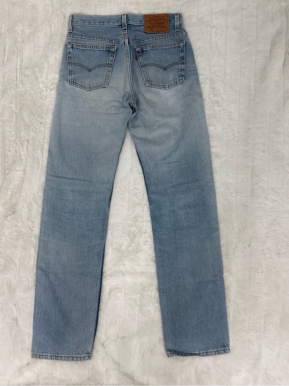 Vintage Levis 501 Jeans Faded Blue Wash Size 26 - Picture 8 of 9